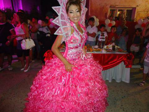 Бременната Роксана избяга от „Къртицата“ видяна 3743 коментари 2