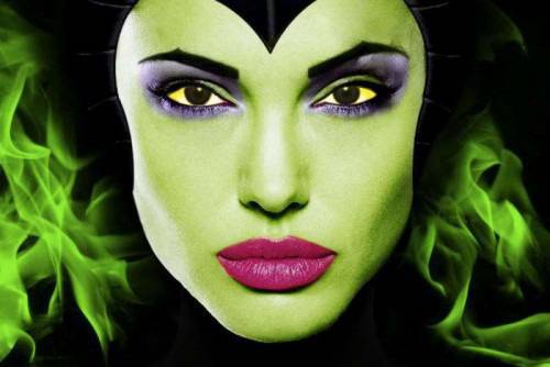 Дъщеря на Анджелина Джоли в неин филм