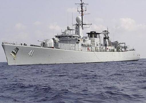 Натовски и руски кораби се дебнат в Черно море, участваме с фрегатата „Дръзки“