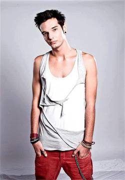 19-годишният Иван Тишев от “Революция Z” щял да се жени