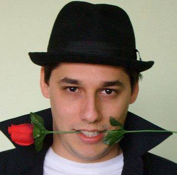 Радо Михов посвети „Дърта пияница” на приятелката си