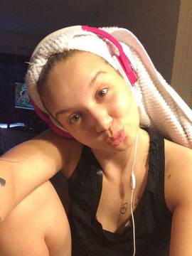 Цветелина Грахич е най-лудото „селфи“ в България!