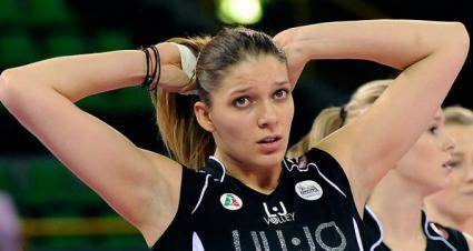 Христина Русева с 9 точки (4 блока) и победа с Модена