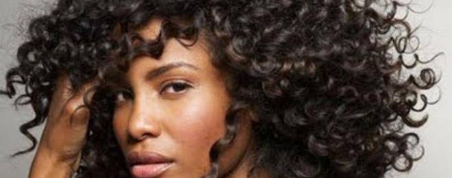 Екстремно укротяване на къдравата коса (видео)