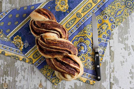 Козунак с течен шоколад