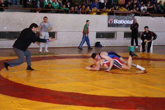 Гълъбово прави международен турнир за деца “Злати Динев Ройдев”