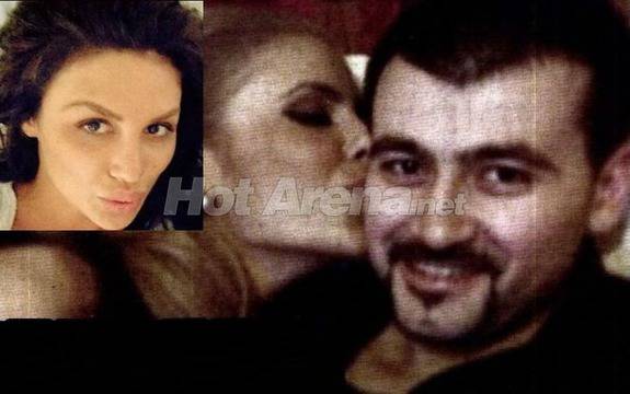 Не я е срам! Моника Валериева заби мъжа на Анелия! Вижте!