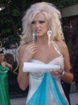 Вижте Бориса като кичозна абитуриентка видяна 11817 коментари 11