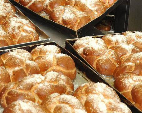 Козунаци-менте без яйца и мляко заливат пазара за Великден (+видео)