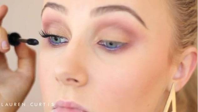 Романтичен вечерен грим (видео) видяна 1003 коментари 1