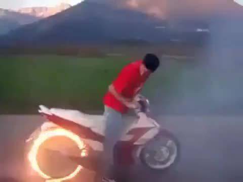 Скутер пали задна гума