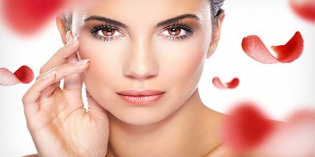 ВАРНА: Хидратираща терапия за лице с козметика ETRE BELLE на ТОП цена от Студио за красота Мерилин Меджик!