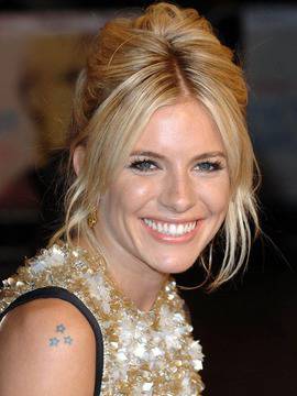 Сиена Милър и нейните късметлийски звезди видяна 1350 коментари 1