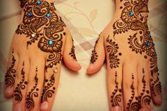 15 Mind Blowing Arabic Mehndi Designs For Bridal