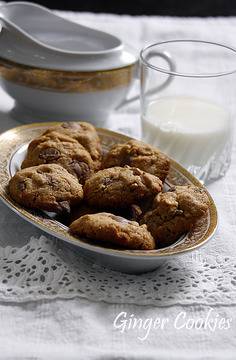 Ginger Cookies: Пълнозърнести сладки с шоколад, мед и орехи