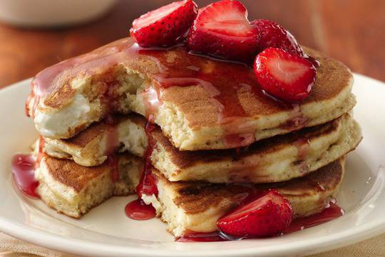 Палачинки с крема сирене