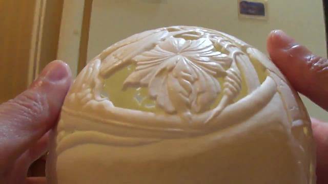 Гравиране на Щраусово Яйце – Черупката на Дявола