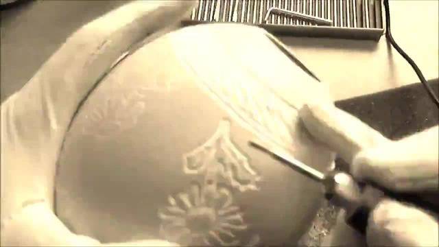 Гравиране на щраусово яйце