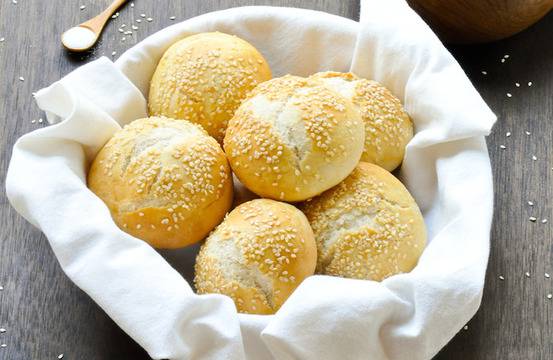 Питки със сусам