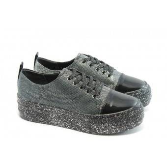 Дамски спортни обувки на платформа МР 141-7519 черни