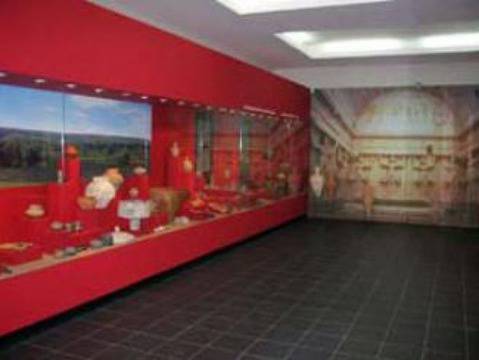 Златни монети от II век са откраднати от музея в Разград