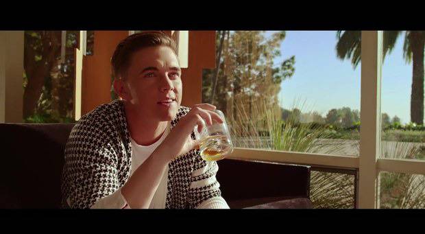 Джеси Маккартни представи ново видео