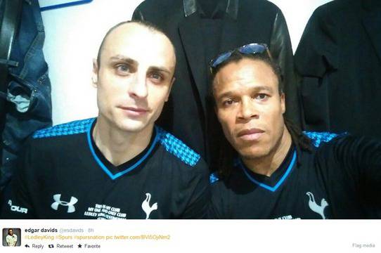 Селфи на Димитър Бербатов с топзвезда хит в Twitter (ФОТО)