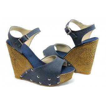 Дамски сандали на висока платформа МИ 150-1949 сини