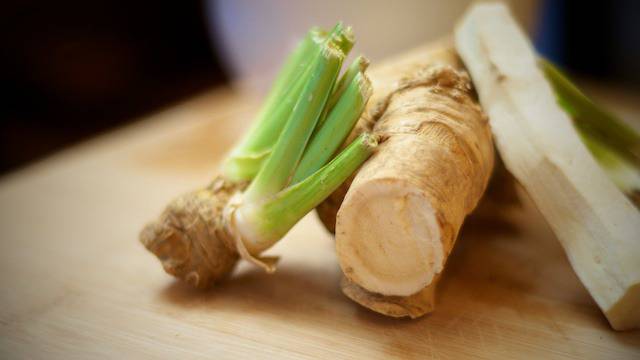 Най-лесната и ефикасна рецепта за пречистване на кръвта с хрян