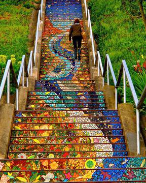 17 от най-красивите и цветни стълбища по света