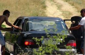 Мутри с Черен „Мерцедес“ предлагат на роми в Благоевград по 30 лева на глас