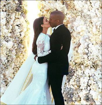 Ким Кардашиян със сватба за 4 милиона долара! (Официални снимки)