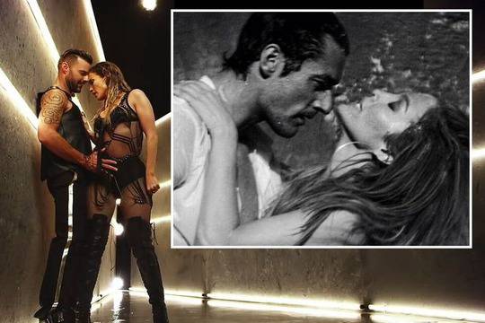 Джей Ло се натиска с Рики Мартин и Дейвид Ганди