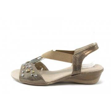 Бежови дамски сандали с платформа Jana 28160бежKP