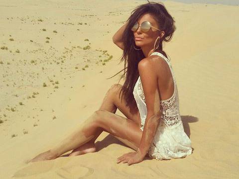 Николета Лозанова е щастлива на почивка със семейството си (Снимки)