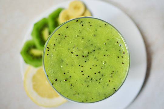 Смути от киви с банан здравословно