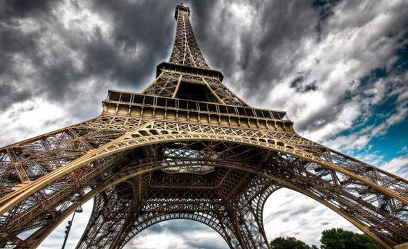 Стачка затвори Айфеловата кула