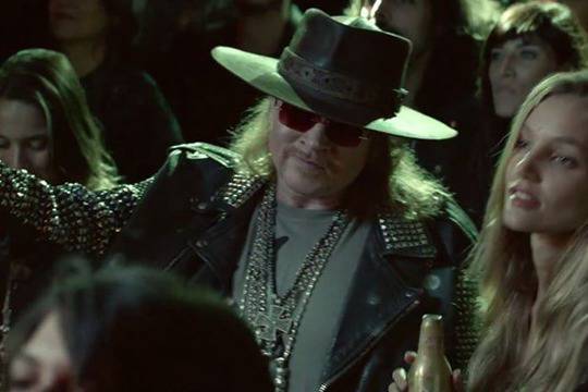 Футболистите стават рок звезди в новата реклама на „Бъдуайзър“