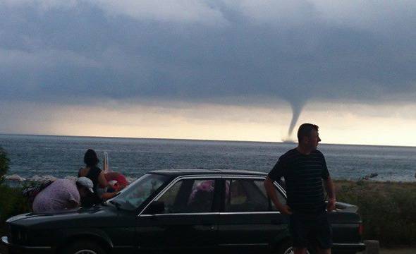 Торнадо се изви над морето в Созопол