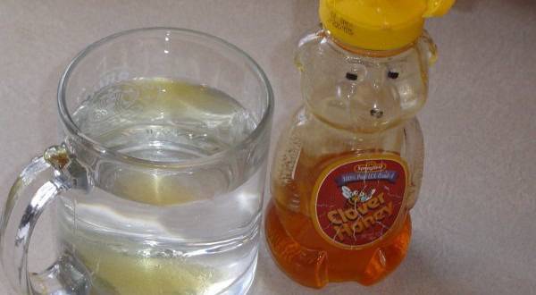 10 важни причини да пием медена вода всяка сутрин