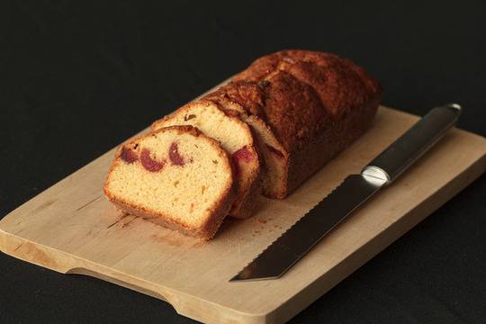 Кекс със сушени плодове