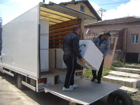 Товарни транспортни услуги в София и страната