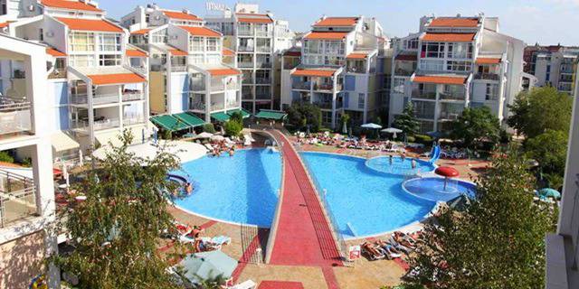 Почивка на море в Слънчев Бряг, комплекс Елит 2 до Какао Бийч! Нощувка в Студио или Апартамент за Двама или Четирима, басейн,…