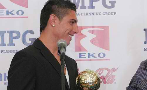 Азис снима клип с двойника на Кристиано Роналдо!