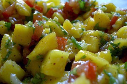 Салата от варени картофи