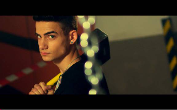 Хиляди гледания за общото парче на Deep Zone и Наско