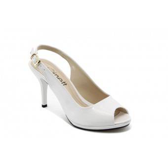 Елегантни дамски обувки на среден ток МИ 72 бял лак
