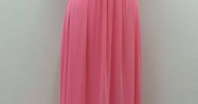 Дълга Елегантна Бална Розова Рокля Кристали и Шифон