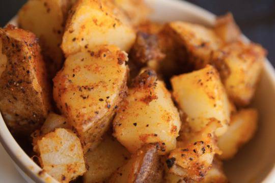 Печени пресни картофи по селски