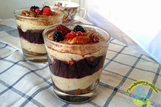 Готвенето е лесно: Тирамису с горски плодове и орехи